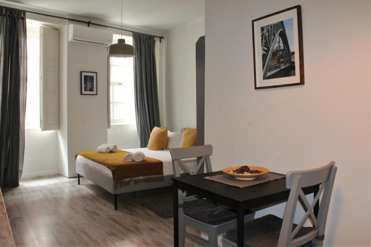 Aparthotel Oporto Entreparedes Εξωτερικό φωτογραφία