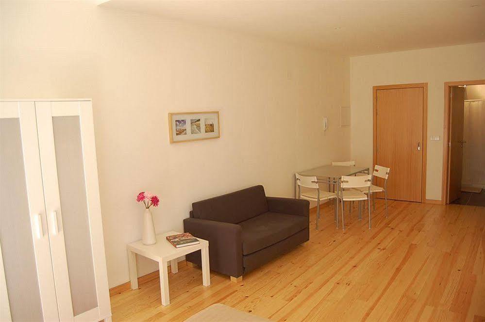 Aparthotel Oporto Entreparedes Εξωτερικό φωτογραφία